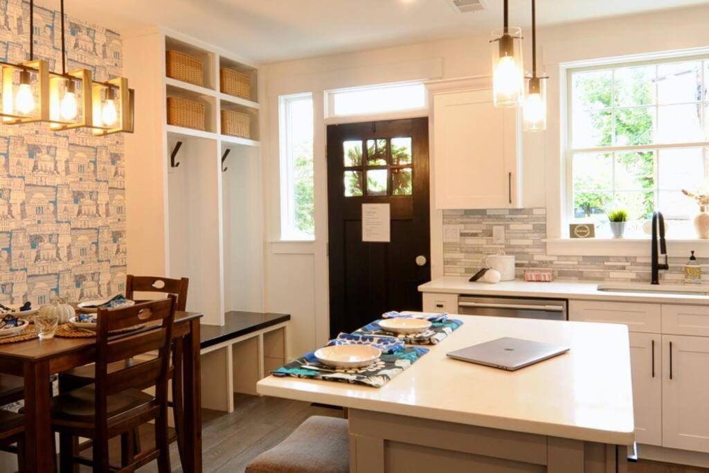 Cherry Blossom Townhouse, Easy Dc Access Waszyngton Zewnętrze zdjęcie
