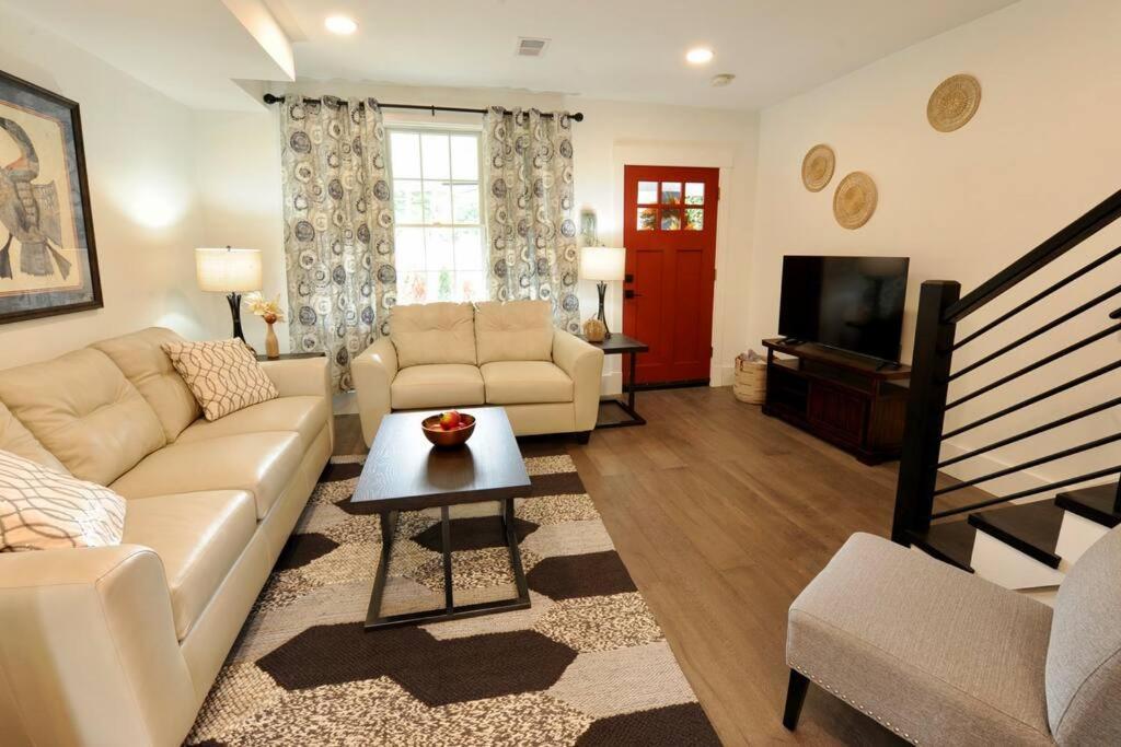 Cherry Blossom Townhouse, Easy Dc Access Waszyngton Zewnętrze zdjęcie