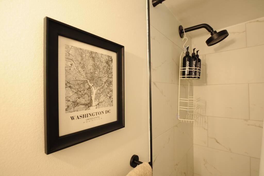 Cherry Blossom Townhouse, Easy Dc Access Waszyngton Zewnętrze zdjęcie