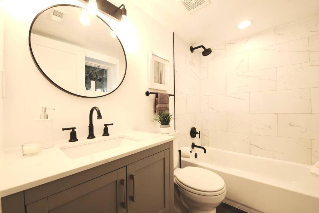Cherry Blossom Townhouse, Easy Dc Access Waszyngton Zewnętrze zdjęcie
