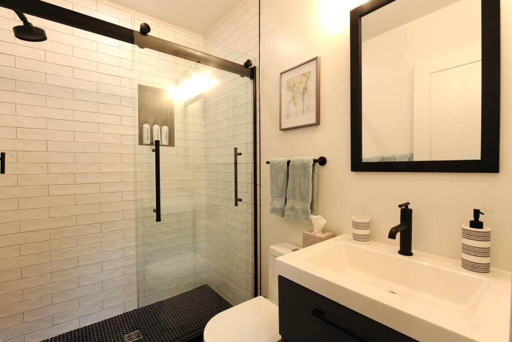 Cherry Blossom Townhouse, Easy Dc Access Waszyngton Zewnętrze zdjęcie