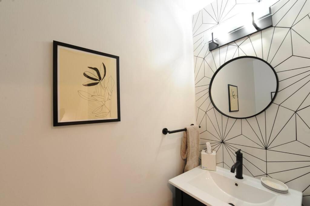 Cherry Blossom Townhouse, Easy Dc Access Waszyngton Zewnętrze zdjęcie